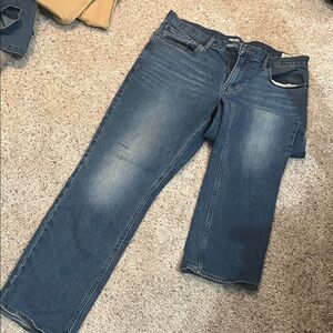 Old Navy Men's Straight Leg Denim Jeans in Faded Blue